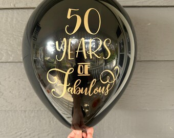 50歳の誕生日バルーン：12インチのラテックスバルーン、ゴールドメタリックフォント