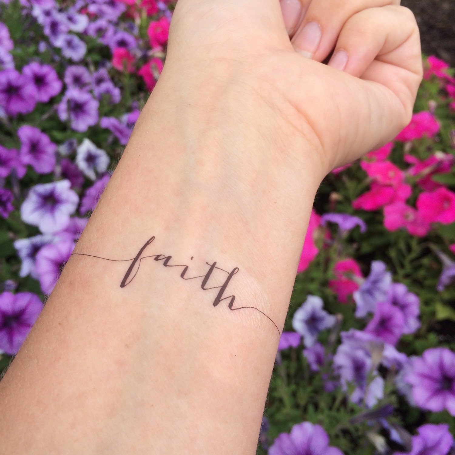 Faith' Semi-permanent Tattoo – 404