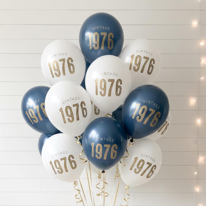 Globos de 50 cumpleaños estilo vintage de 1976 — Decoraciones de látex para fiestas de cumpleaños — Negro, azul marino, blanco Navy & White