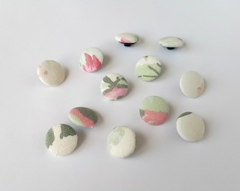 Fabric Buttons, Set of 12 Fabric Buttons, Shabby Romantic Fabric, Fabric Covered Buttons, Handmade Buttons, Floral Fabric Buttons