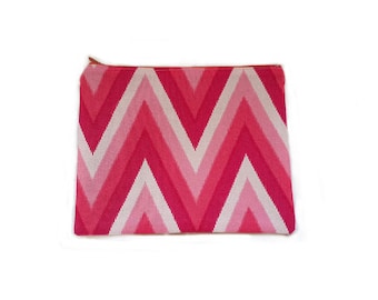 Pink shevron makeup bag, makeup case, toiletry bag, cosmetic bag, cosmetic case, shevron makeup organizer, zig zag zipper case, bridal gift