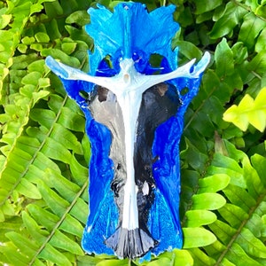 Hand Painted Crucifix Fish Skull: Religious Curiosity Decor