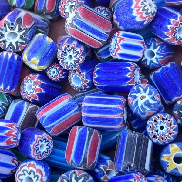 SUPPLY: 20 Vintage Mix Blue Handcrafted Chevron Beads /African Trade Bead  Glass Beads /Layer Chevron Beads. {Q2-1586#02129}