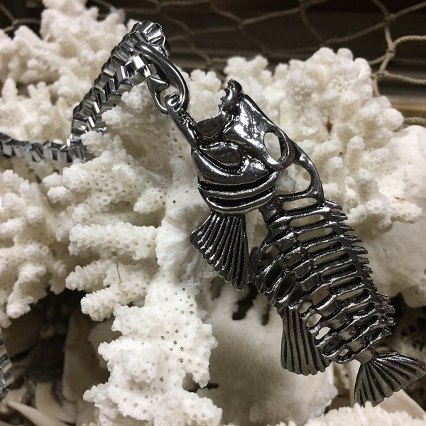 JEWELRY:. Fisherman Necklace/Jewelry Necklace with Iron Chain Fish Bone Platinum Color/Plated Box Chain/Skeleton Fish Charm. {F7-219#001439}