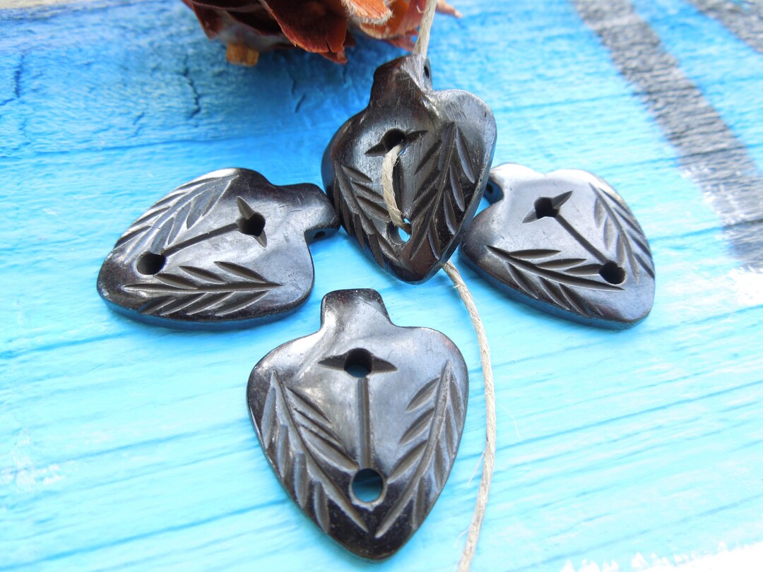 SUPPLY: Set of 5 India Bone Leaf Heart Pendants / Handmade /earrings ...