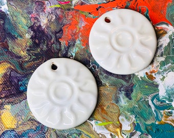 SUPPLY: 2 Porcelain Pendants Flat Round Glazed   42x6mm/ White Flower Pendant /Porcelain ceramic Pendant/ Flower Charms.{C7-102#00950}