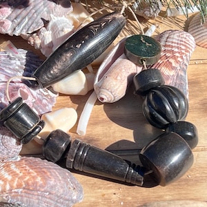Set of 9 Vintage  Bone Beads  / Handmade /Earrings Supply / Mix Beads .{B7-66#000108}