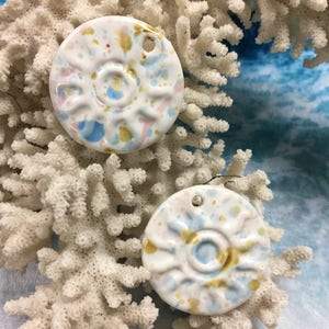 SUPPLY: 2  Porcelain Pendants  Round Glazed   45mm/  Pink Pendant /Porcelain Ceramic Pendant/ Flower Charms.{C8-106#01112}