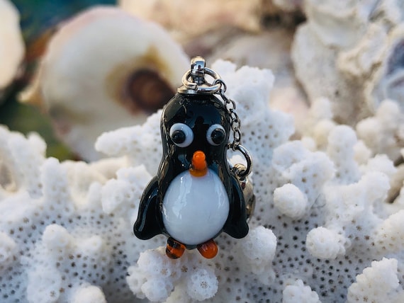 手作りランプワークガラスペンギンチャーム：ミニチュア吹きガラス