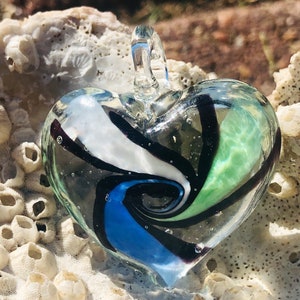 Heart Lampwork Pendants /  Glass Heart  / Heart Charm /Blown Glass Pendant. {C5-94#00815}