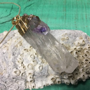 1pc Crystal Quartz Pendant / Gold Edged Pendant / Clear Quartz/Natural Gemstones/Hand Cut Amethyst /Focal Pendant.{B8-70#00517}