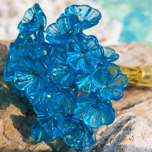 SUPPLY: 14pc Clear Blue Glass Flower Headpins,Charms- Glass Headpins -Millinery - Flower Beads - Handcrafted - Brass Wire. {R6-1651#02452}
