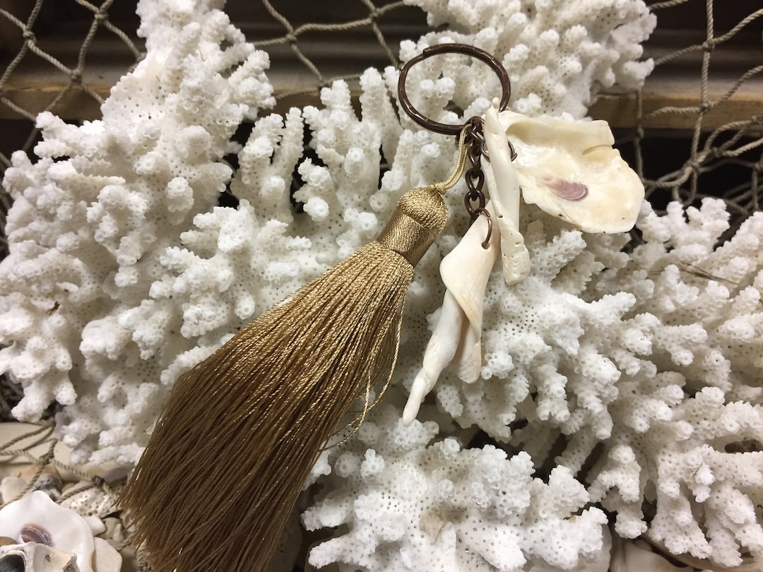 SUPPLY Gold Tassel Keychain With Shells / Bag Accessories/ Etsy