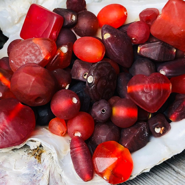 50pc  Vintage Red Sea Glass Mix Glass Beads/ BULK Red Assorted Shapes Matte Beads /Vintage Jewelry Supplies.n {Q2-1593#2161}