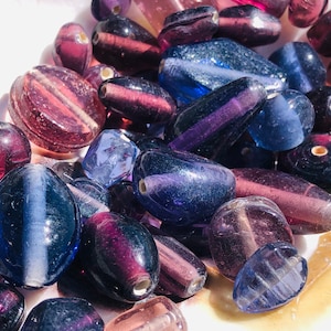 50pc Vintage Glass Beads: Clear Purple Pink Mix