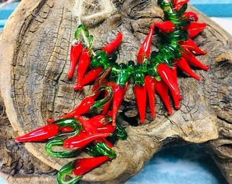 25pc HOT Chili Peppers Glass Charms /  Lamp Work  Glass Beads / Jewelry Making /Handmade Hand Blown Glass Pendants. {B9-73#00531}