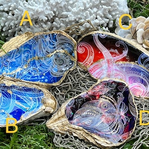 Oyster Shell Trinket Dish / Jewelry Tray /Ring Holder /Gold Oyster Jewelry Holder.{B4-54#264}