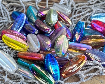 25 Stück Vintage Karneval Mix Glasperlen / Mix irisierende Perlen / Luster Oval Form Glasperlen.  Anhänger schwarz,