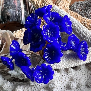 10pc Royal Blue Glass Flower Headpins,Charms- Glass Headpins -Millinery - Flower Beads - Handcrafted - Brass Wire. {R7-1679#02597}