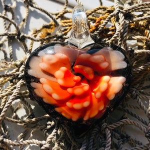 Inner Flower Heart Lampwork Pendants / Glass Heart  / Heart Charm /Blown Glass Pendant. {C5-94#00815}