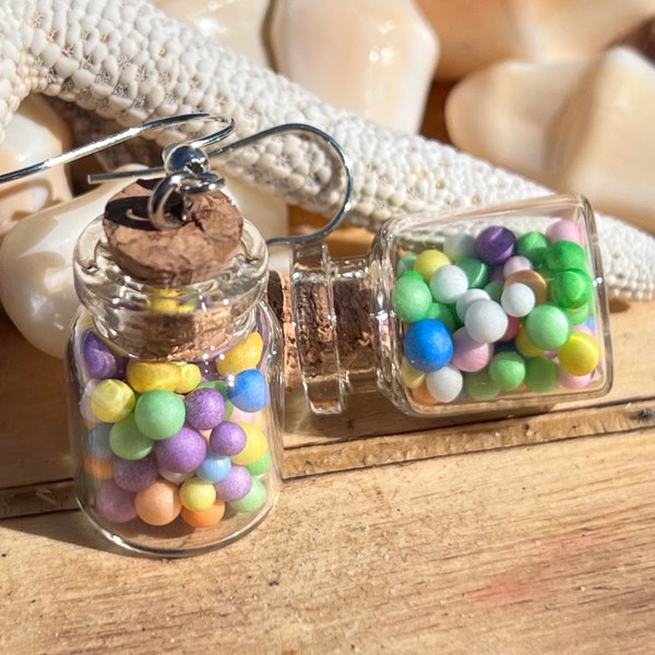 Fourniture : boucles d'oreilles en pot de bonbons, bouteilles en verre miniatures avec pépites arc-en-ciel, cadeaux mignons, bijoux pendants.