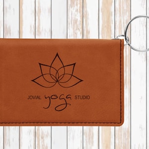 Rawhide, Monograma ID Cartera llavero. Monedero de llavero de cuero personalizado, regalo comercial personalizado, titular de identificación