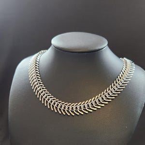 Stainless steel fishbone chain necklace