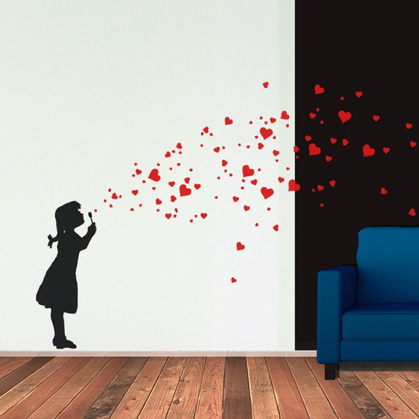 Heart Bubble Girl Wandtattoo Herzen Seifenblasen Mädchen, Kinderzimmer Wandsticker Herzen im Streetart Banksy Style