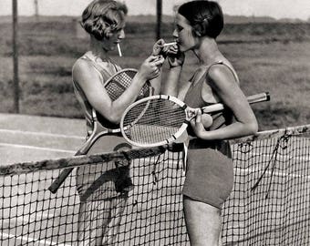 Vintage tennis photo print women smoking players gift, wall decor poster. Black and white tennis ladies art for home or team present.