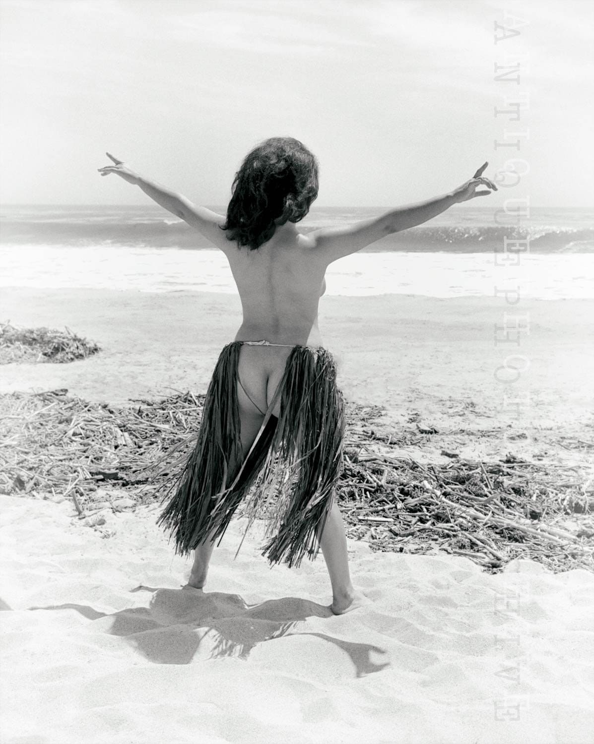 Naked beach girls