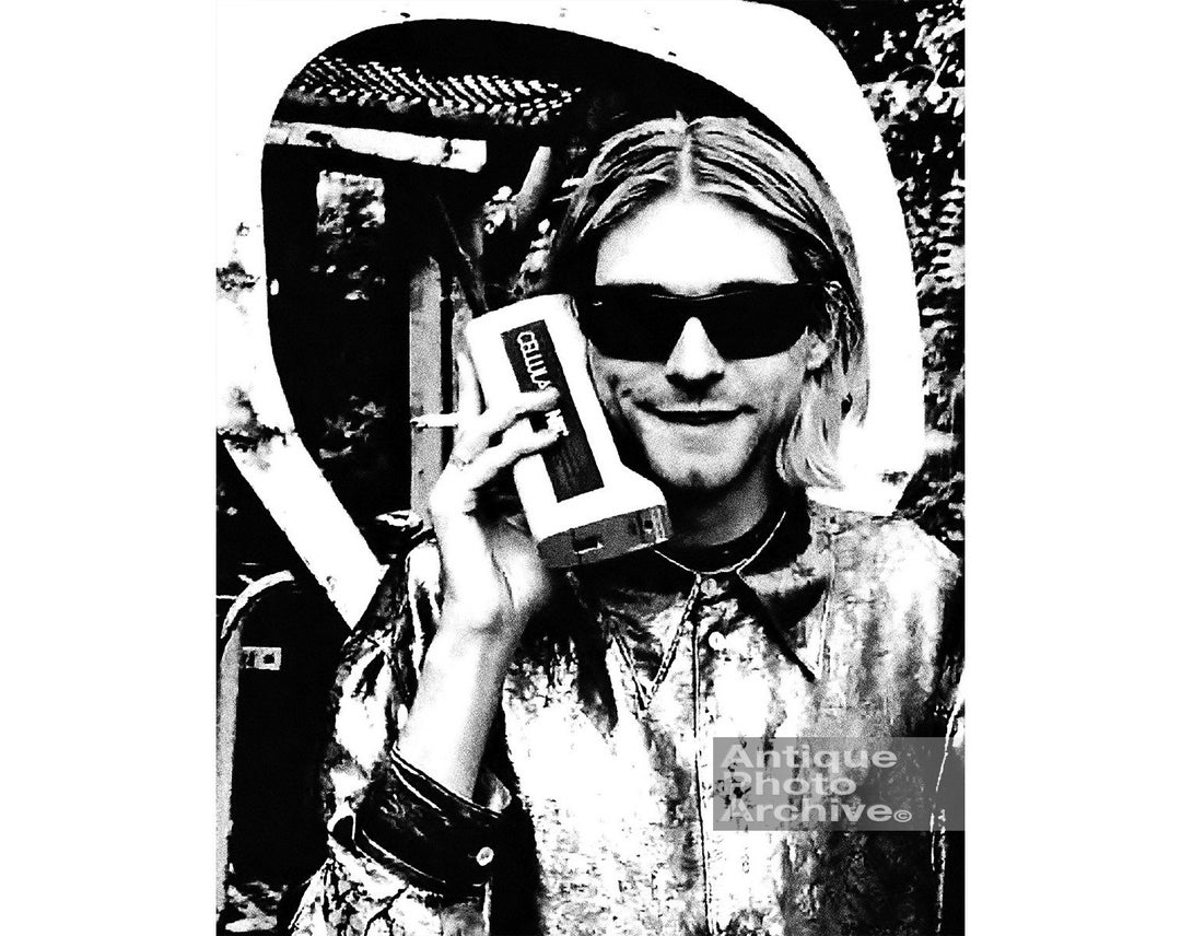 Kurt Cobain Poster Wall Art Print of Vintage Photograph Seattle Grunge ...