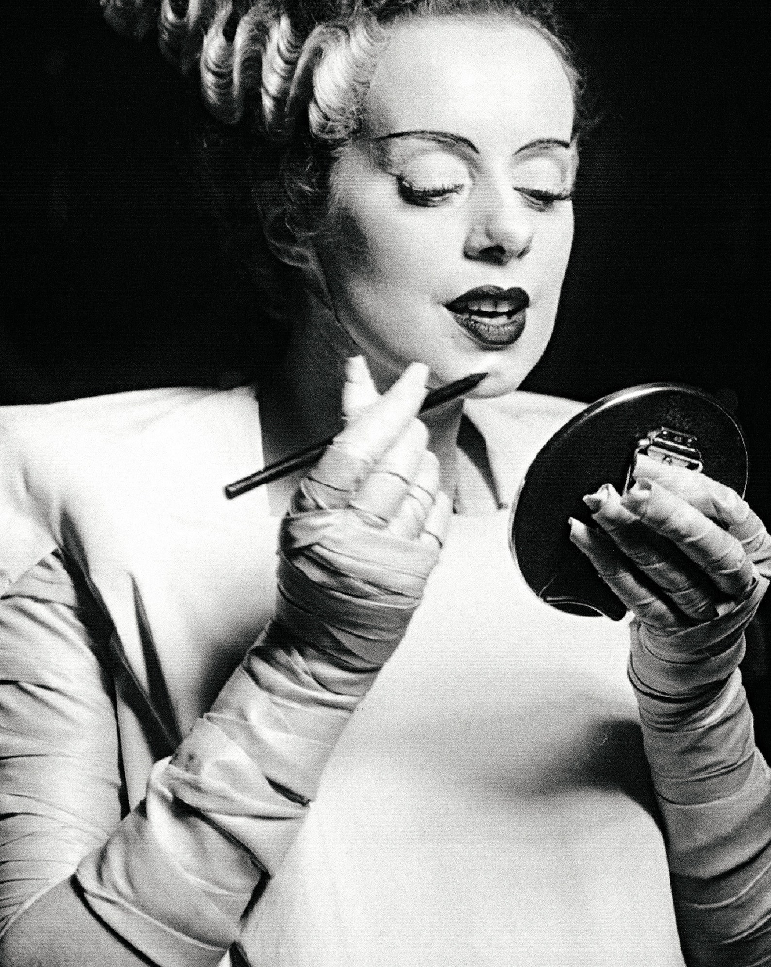 Weird Vintage Photo Bride of Frankenstein Wall Decor Print Black and