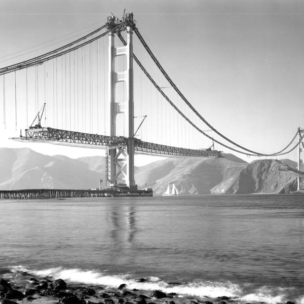 San Francisco Golden Gate Bridge vintage photo print poster wall decor art gift black and white during construction unique unusual