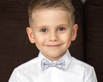 Nœud papillon pour enfants à fleurs bleu blanc, Nœuds papillon pour garçons, tenue de mariage pour porteur d'anneau, Nœud papillon pour bébé en bas âge, Nœud papillon pour nourrissons, collection Aria