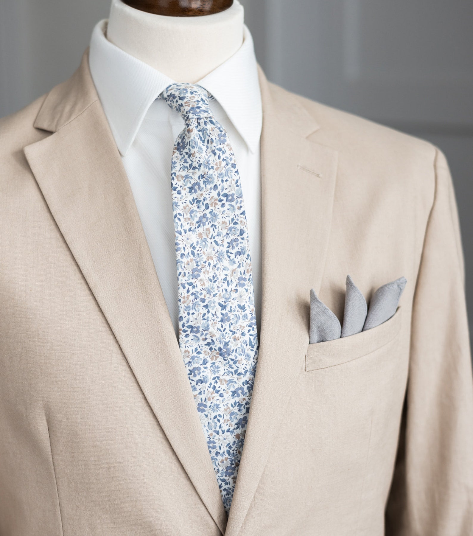 White Blue Floral Tie for Men Wedding Necktie for Groom - Etsy