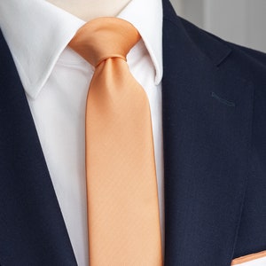 Pfirsichfarbene Krawatte für Männer, elegante Hochzeitskrawatte für Bräutigam und Trauzeugen, orangefarbene Krawatte, korallenrote Krawatten für Männer, Peach Fuzz-Kollektion Bild 3