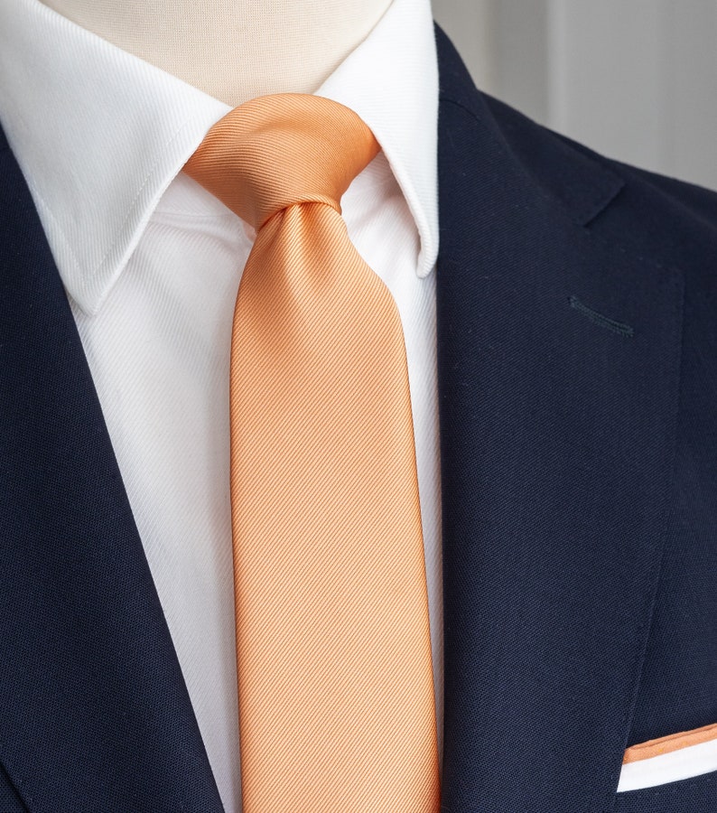 Pfirsichfarbene Krawatte für Männer, elegante Hochzeitskrawatte für Bräutigam und Trauzeugen, orangefarbene Krawatte, korallenrote Krawatten für Männer, Peach Fuzz-Kollektion Bild 3