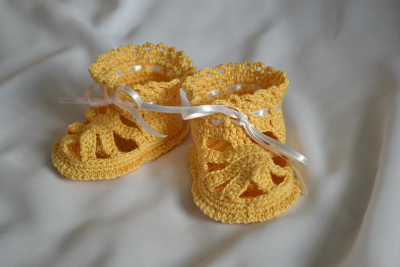 Sandals for Baby Baby shower gift Crochet Baby Shoes Apricot Baby Sandals Crochet Baby Sandals Newborn and Infant Shoes