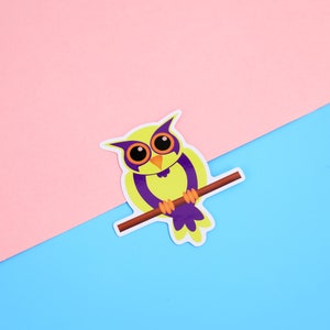 Homoseksuele uil intersekse trots vinyl sticker | 3-inch vinylsticker | De homoseksuele uilen | LGBTQ+