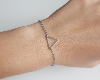 Bracelet triangle, bracelet à chaîne, bracelet géométrique, bracelet en acier chirurgical, bracelet empilage, cadeau