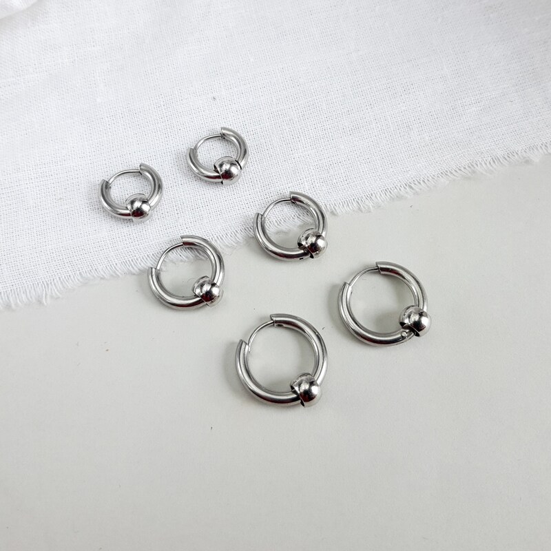 1 Paio Di Orecchini In Acciaio Chirurgico Sterile Con Cuore 4 Mm