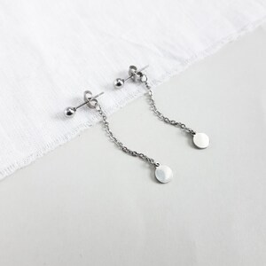 Discs earrings, chain earrings, double sided earrings, surgical steel 316L, minimalist earrings, hypoallergenic