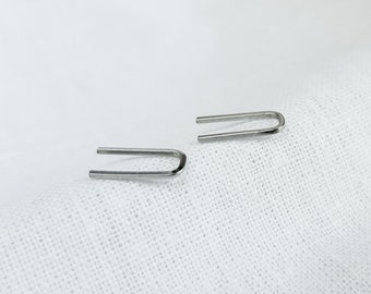 Staple earrings 10mm, minimal ear pins, square wire, basic ear pins, surgical steel 316L, line earrings, ear climbers