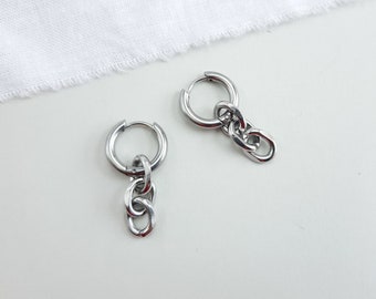 Huggie hoops with a chain, surgical steel hoops, hoop earrings, stainless steel hoops, Kpop, hypoallergenic