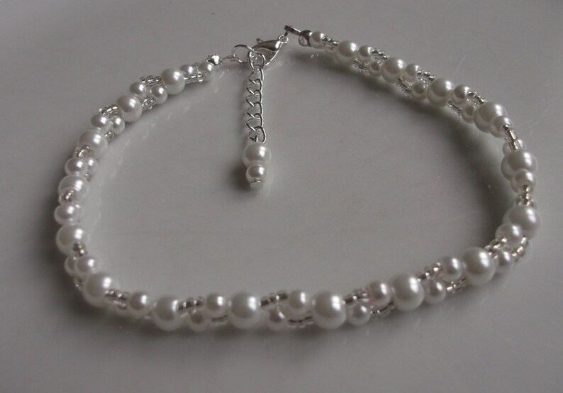 Estiramiento de Cristal Blanco Perla Con cuentas Tobillera Pulsera de Tobillo Nupcial algo azul