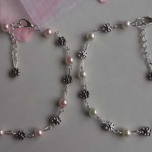 Pearl anklet, flower anklet, ankle bracelet, daisy chain anklet, bridal anklet, bridal jewellery, prom anklet, beach anklet, ankle chain