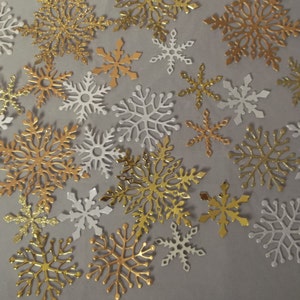 30 embellissements de flocon de neige découpés, flocons de neige scintillants, flocons de neige pour fabrication de cartes, flocons de neige en papier, dessus de cartes, embellissements d'artisanat