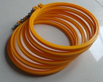 Bulk Webster Craft Plastic Embroidery Hoops: Non-Slip 8 inch