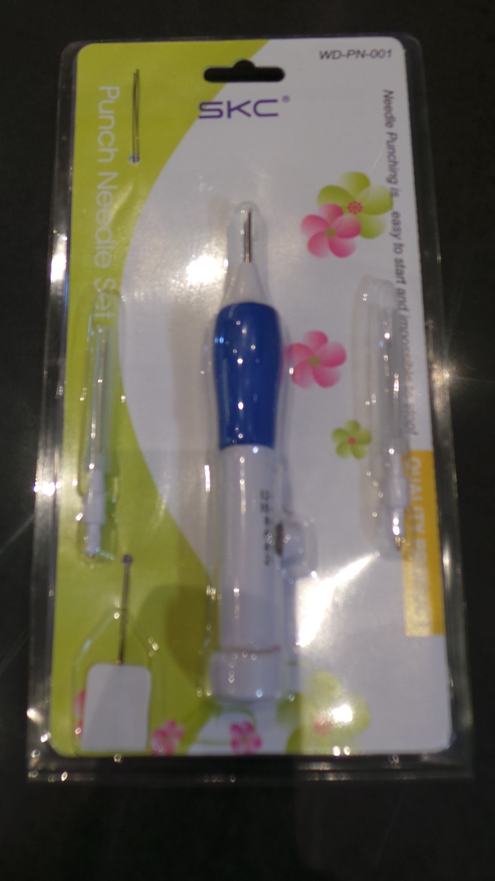 Punch Needle Starter Kit With 3 Interchangeable Needles by Etsy UK