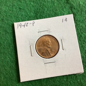 1942-P - Lincoln Wheat Cent Penny - Coin No 13505 - In a Protective 2x2